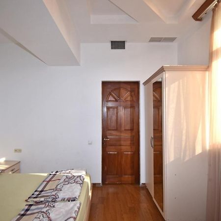 Abovyan Street 16, Apartment No 24 Erévan Extérieur photo