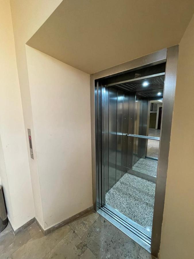 Abovyan Street 16, Apartment No 24 Erévan Extérieur photo