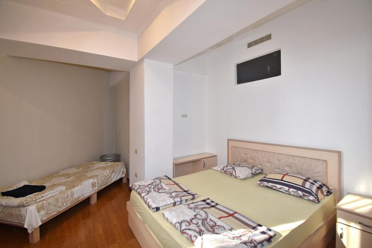 Abovyan Street 16, Apartment No 24 Erévan Extérieur photo