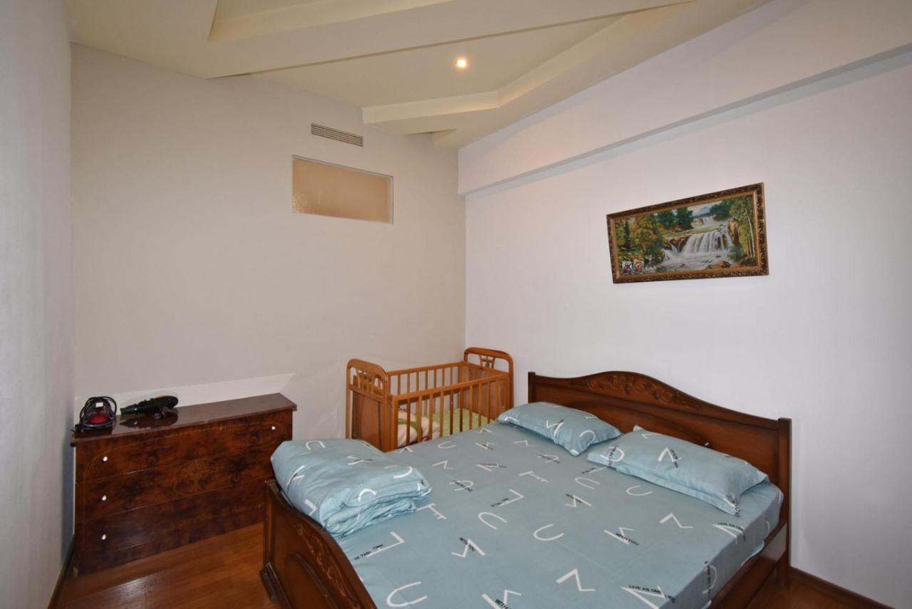 Abovyan Street 16, Apartment No 24 Erévan Extérieur photo